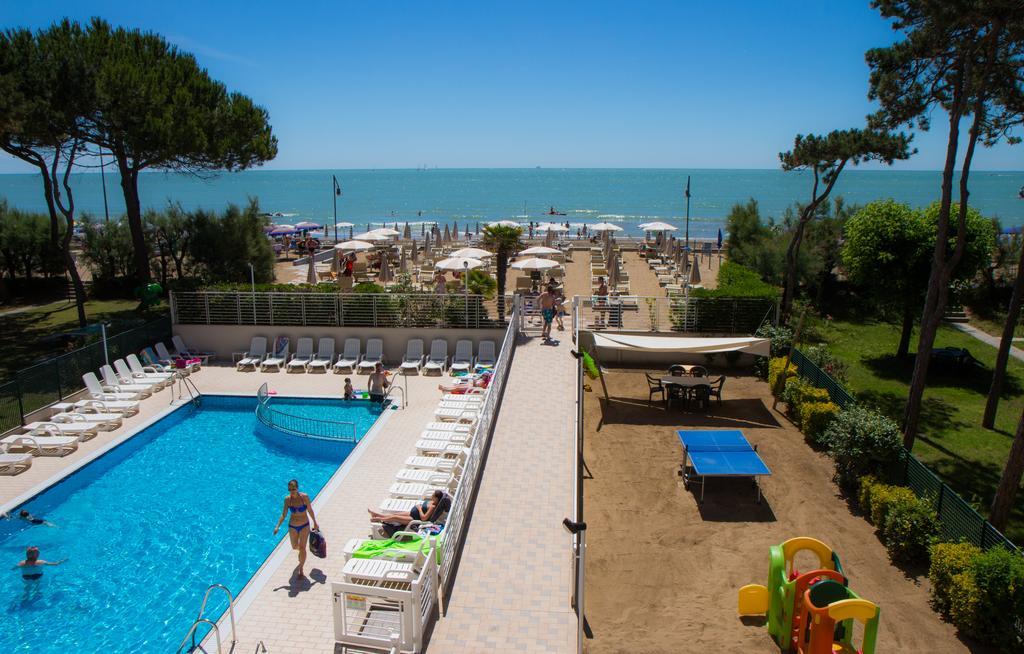 Residence Florida Caorle Bagian luar foto